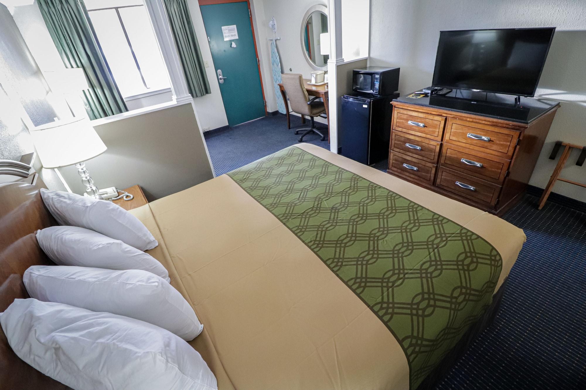 University Inn & Suites Сан-Антонио Экстерьер фото